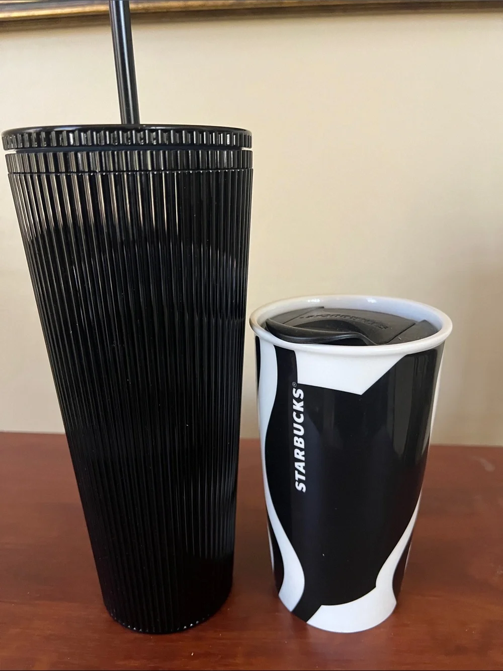 Starbucks Black Ribbed Tumbler and Stylized Face Travel Mug Excellent Condition